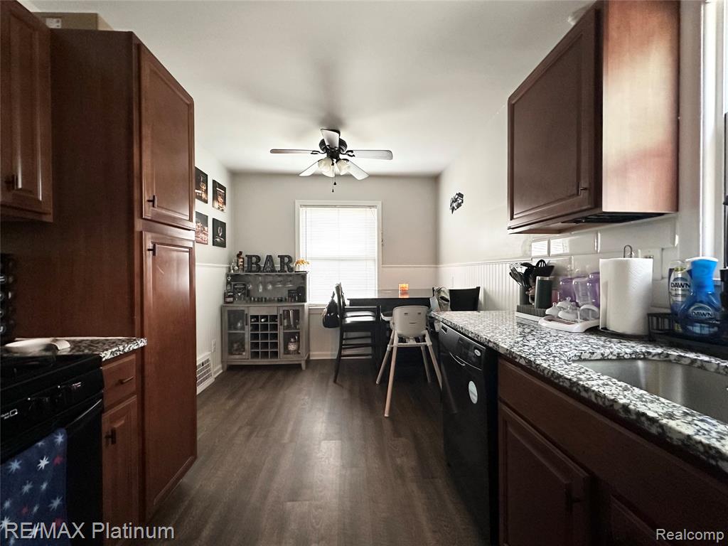 28417 Barton Street, Garden City, MI — Photo 5
