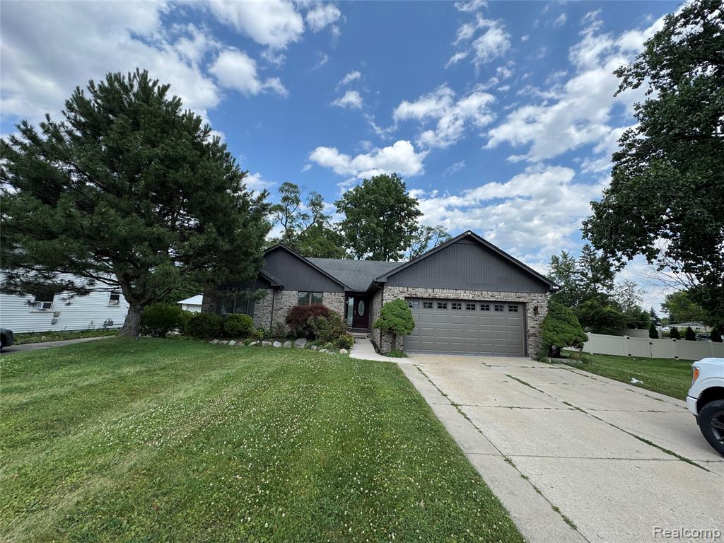 6192 N Inkster Road, Dearborn Heights, MI 48127 — front exterior