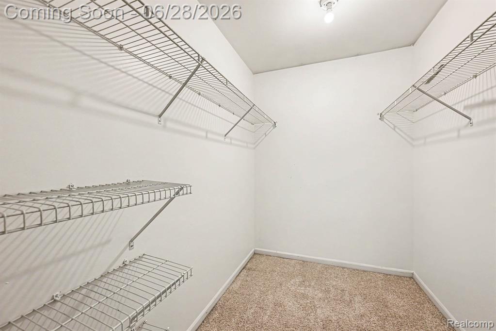 6835 Maplelawn Drive, Ypsilanti, MI 48197 — Photo 16