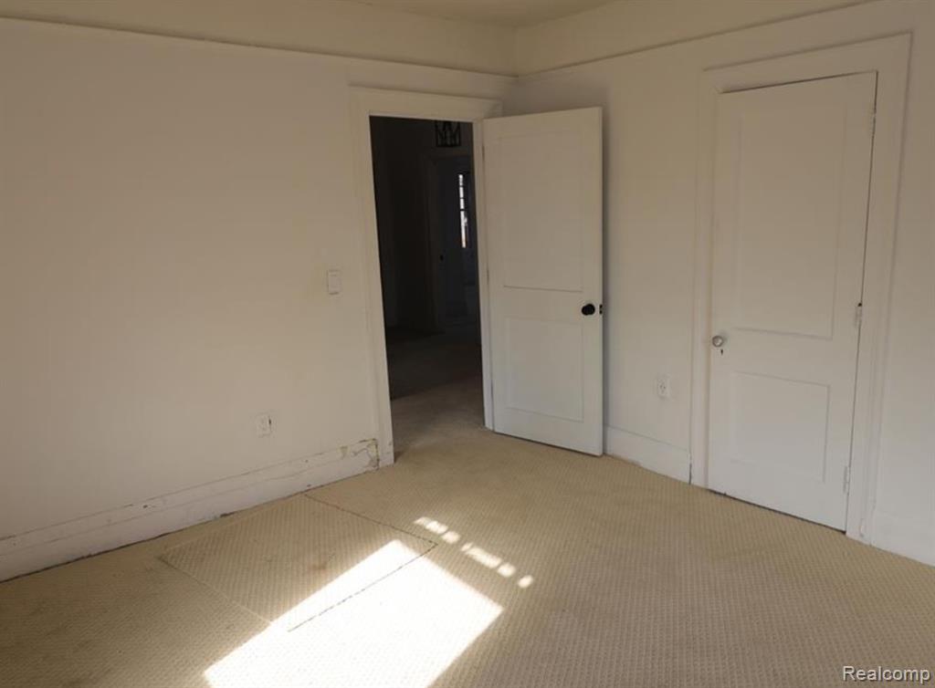 274 Alger Street Street, Detroit, MI 48202 — Photo 8