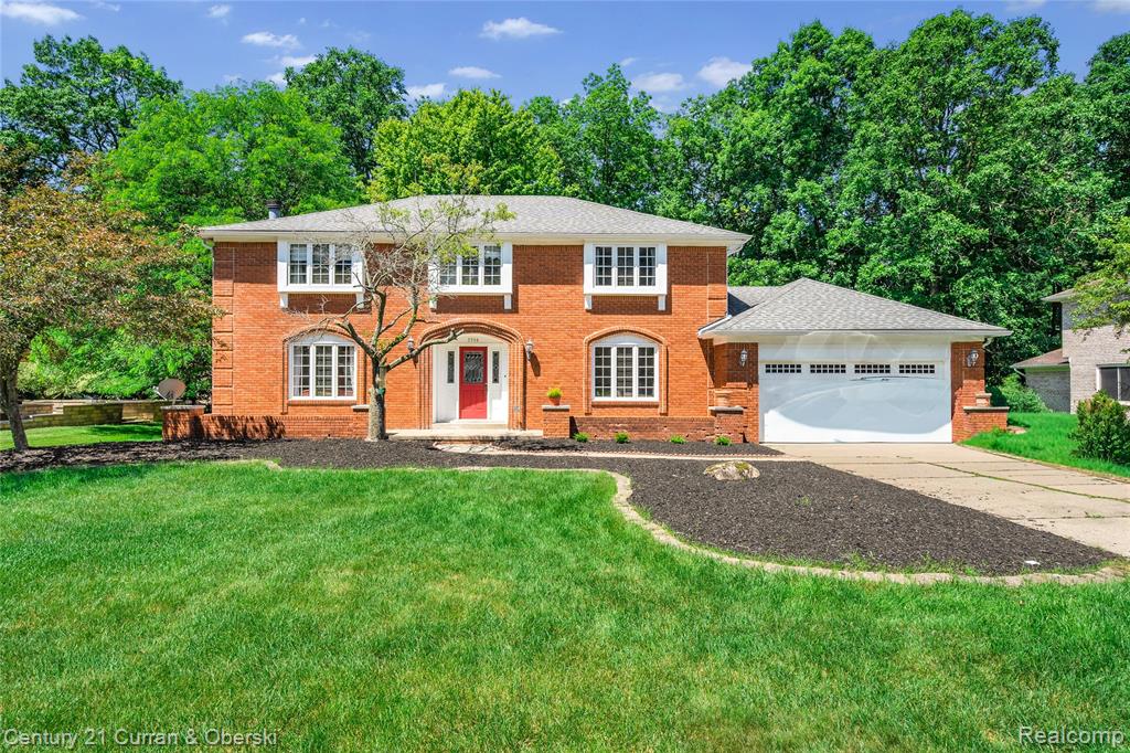 5994 Glen Eagles Drive, West Bloomfield, MI 48323 — front exterior