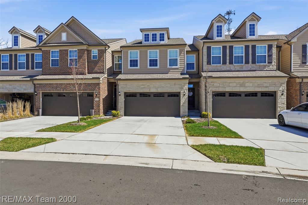 838 Addison Circle, Walled Lake, MI 48390 — front exterior