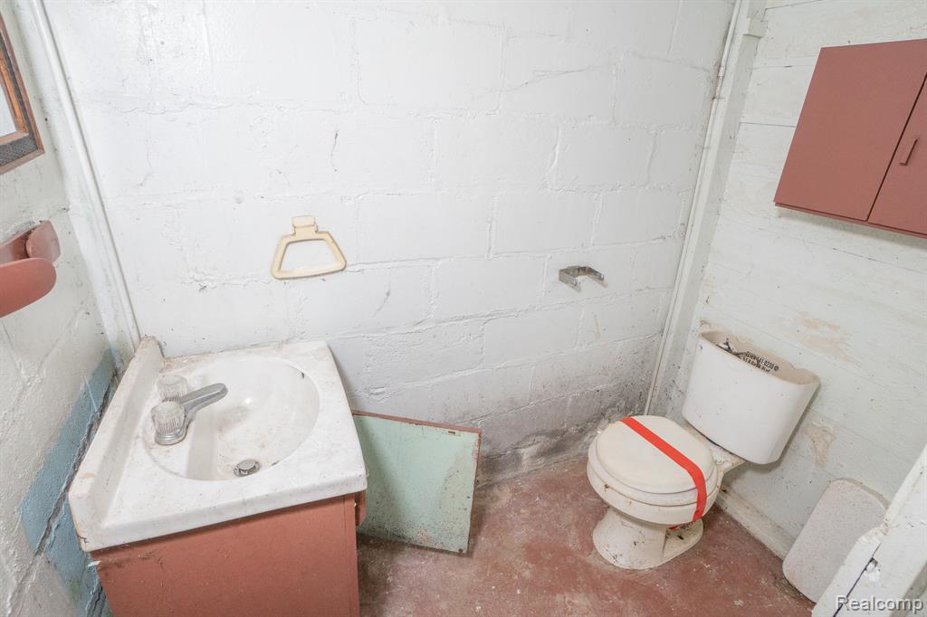 20475 San Juan Drive, Detroit, MI 48221 — Photo 18