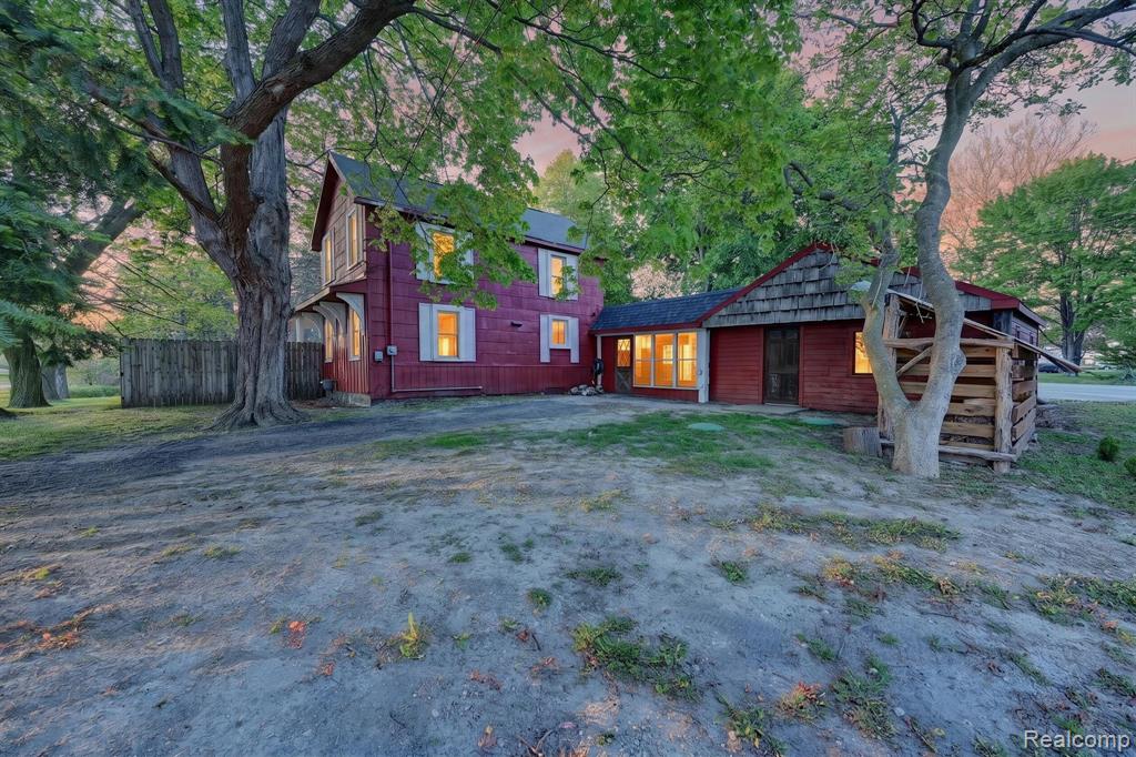 864 Hogsback Road, Mason, MI 48854 — Photo 7