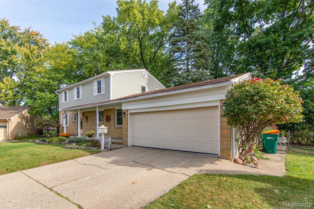929 IOLA, Flushing, MI 48433 — Photo 3