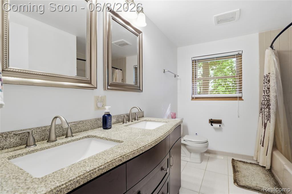 6218 McKenzie Drive, Flint, MI 48507 — Photo 19