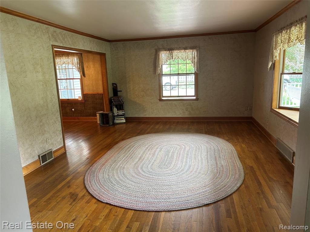 11030 Marshall Road, South Lyon, MI 48178 — Photo 18