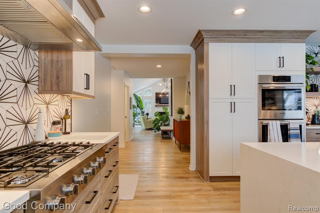 805 N Pemberton Road, Bloomfield Hills, MI 48302 — Photo 34