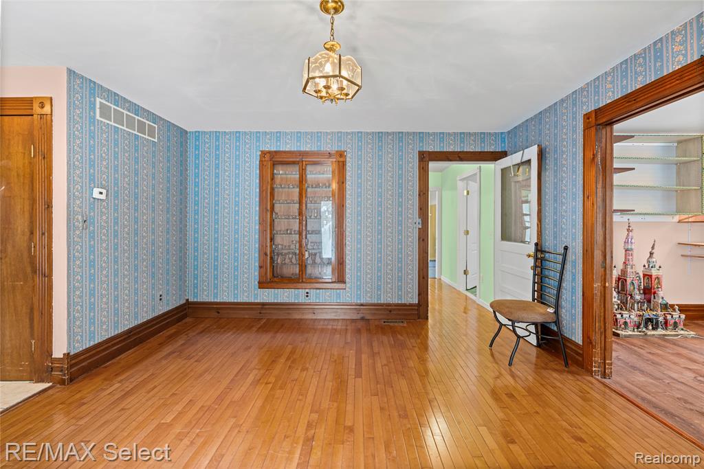 9710 Rattalee Lake Road, Clarkston, MI 48348 — Photo 14