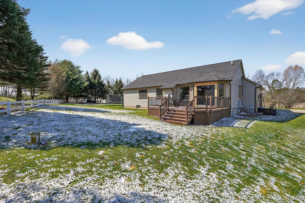 16529 W Horseshoe Trail, Linden, MI 48451 — Photo 33