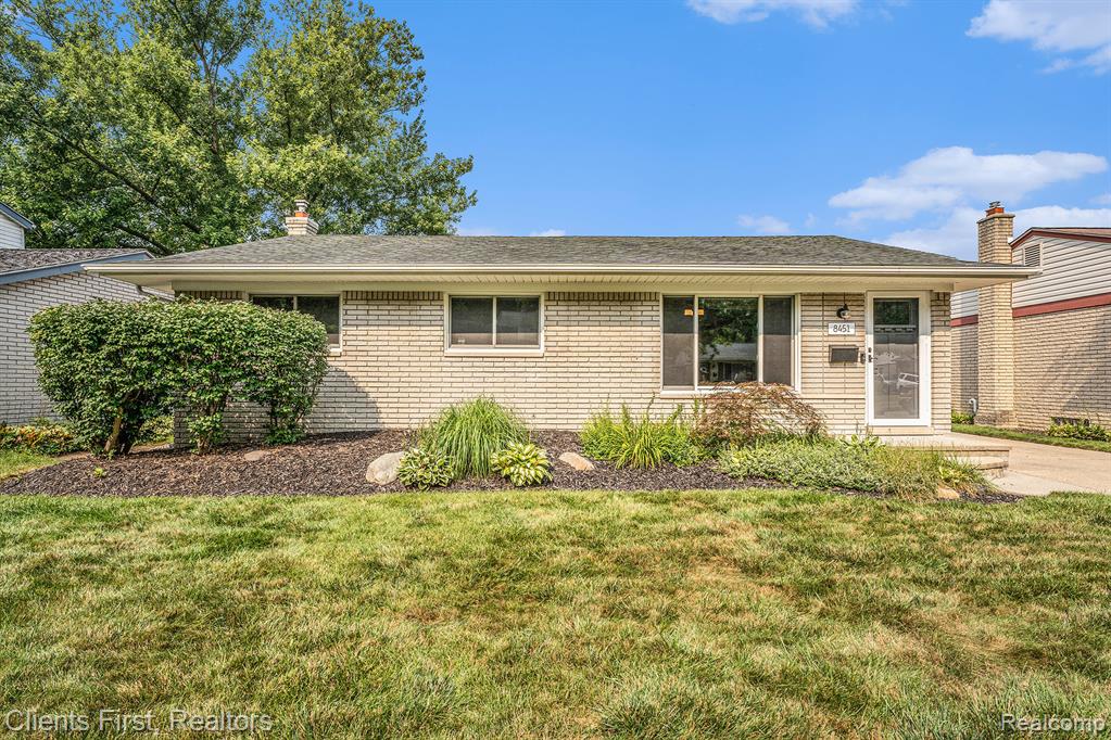 8451 Orhan Street, Canton, MI 48187 — Photo 29