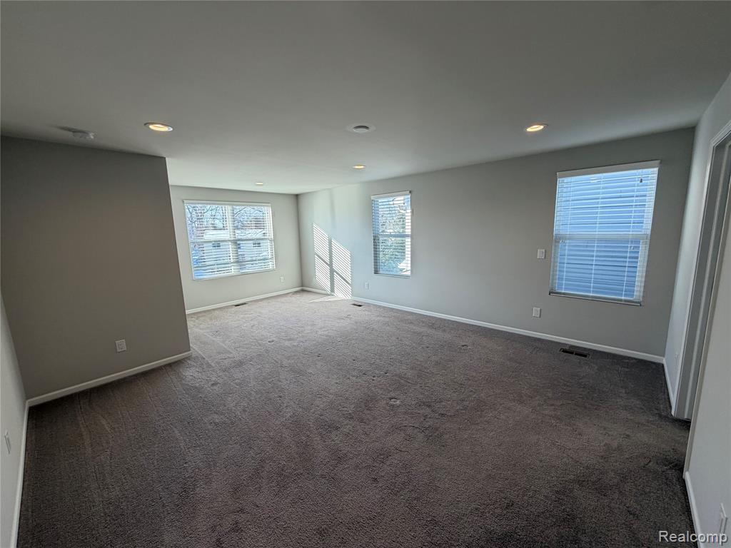 31065 Tremont Lane, Beverly Hills, MI 48025 — Photo 11
