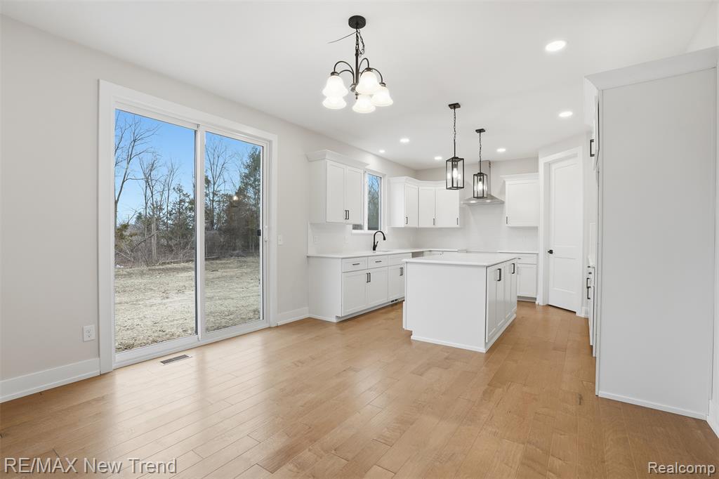 8430 Joseph Street, Commerce Twp, MI 48382 — Photo 15