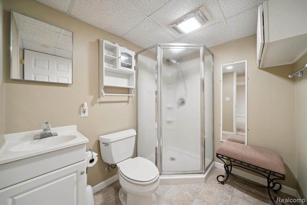 42279 BAYBERRY, Clinton Twp, MI 48038 — Photo 25