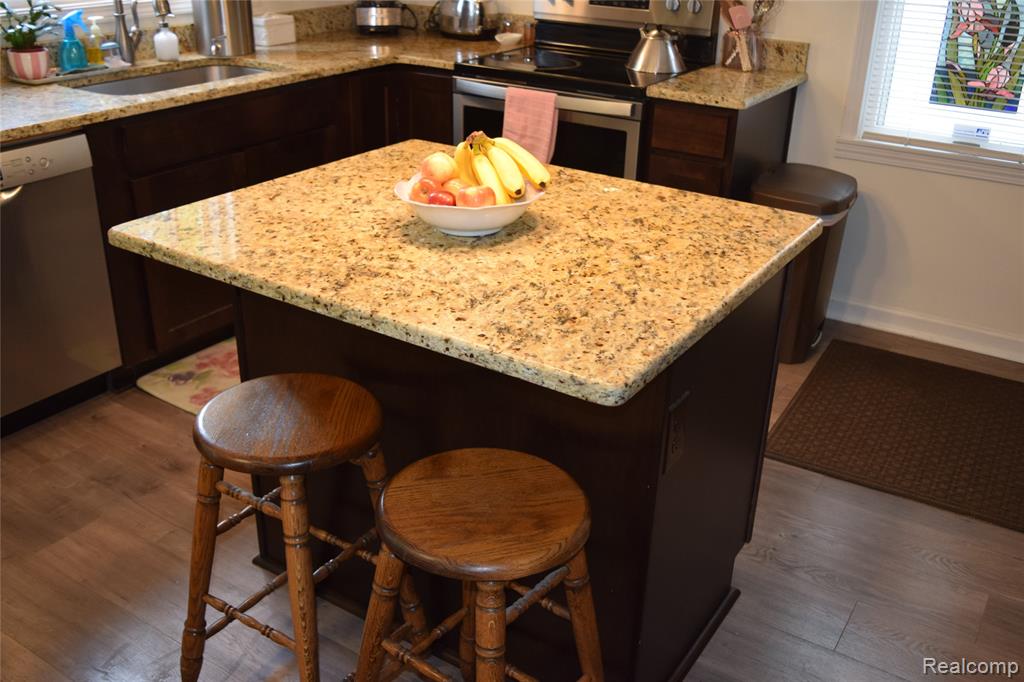 7448 Miller Road, Swartz Creek, MI 48473 — Photo 10