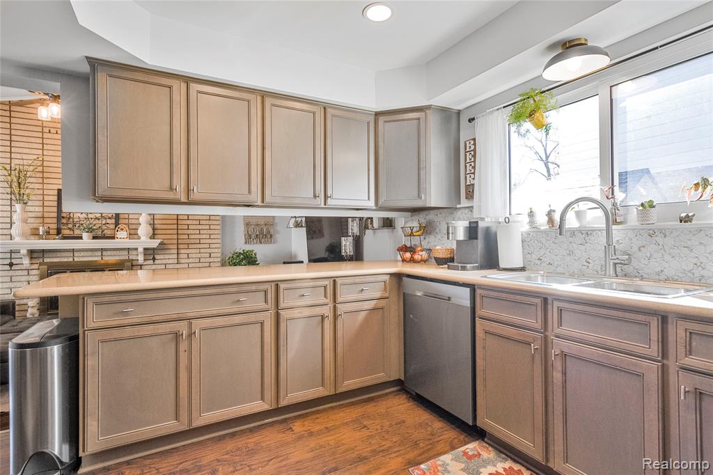 7264 Irongate Road, Canton, MI 48187 — Photo 10