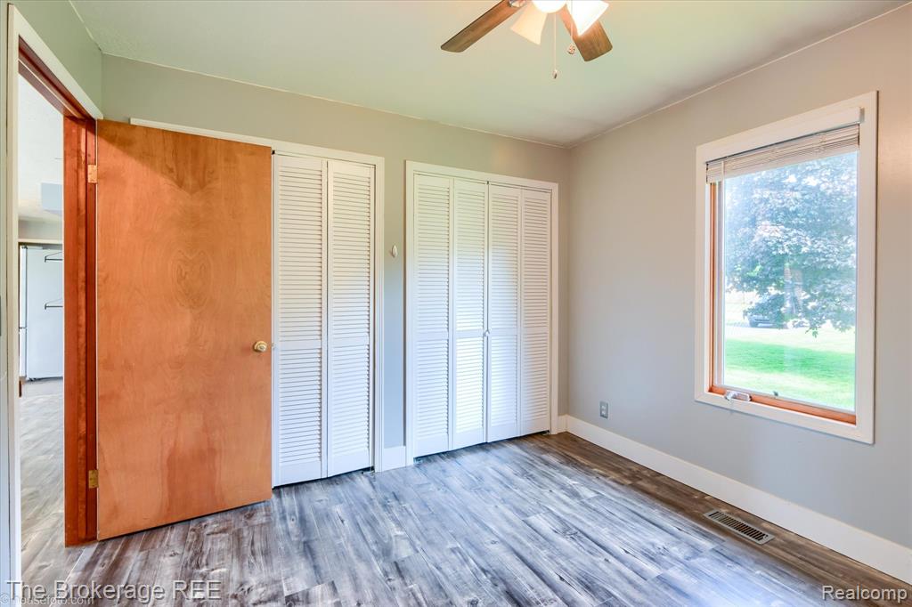 5495 E Coldwater Road, Flint, MI 48506 — Photo 26