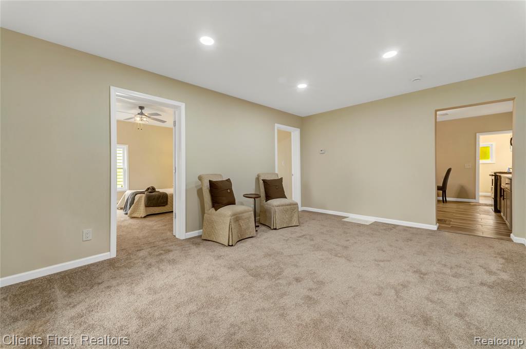6360 DENTON Road, Belleville, MI 48111 — Photo 8