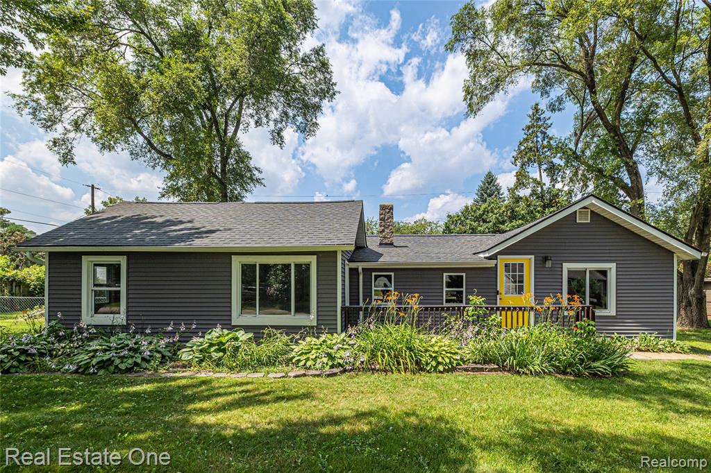 708 Birmingham Street, Lake Orion, MI 48362 — Photo 3