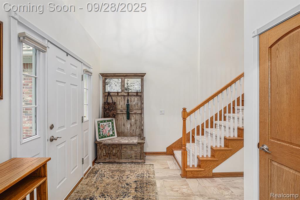 6138 Natures Cove, Grand Blanc, MI 48439 — Photo 3