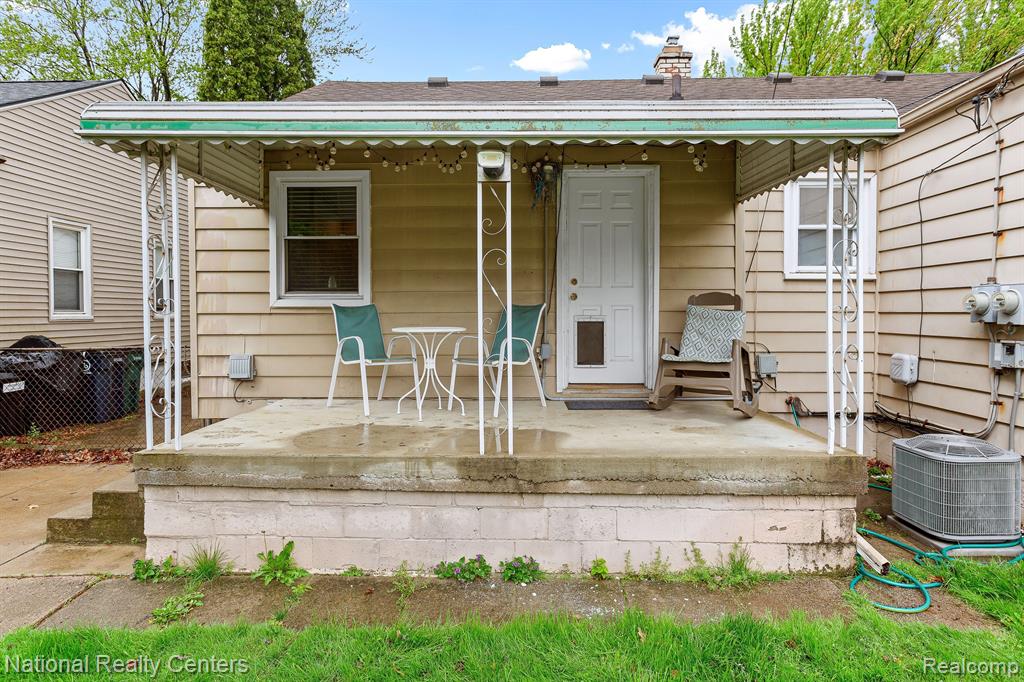 621 S Dorchester Avenue, Royal Oak, MI 48067 — Photo 28
