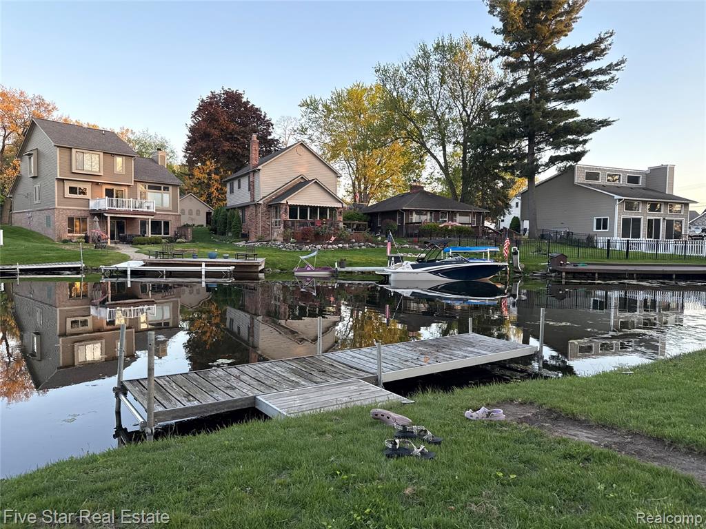 8421 Lagoon Street, Commerce Twp, MI 48382 — Photo 41