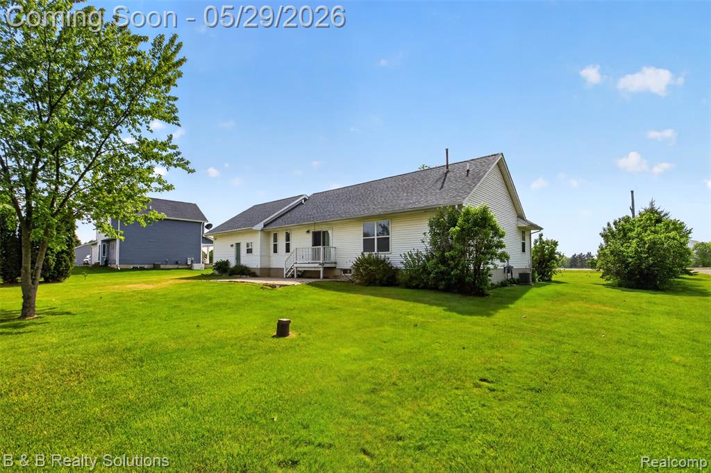 6100 Fish Lake Road, North Branch, MI 48461 — Photo 37