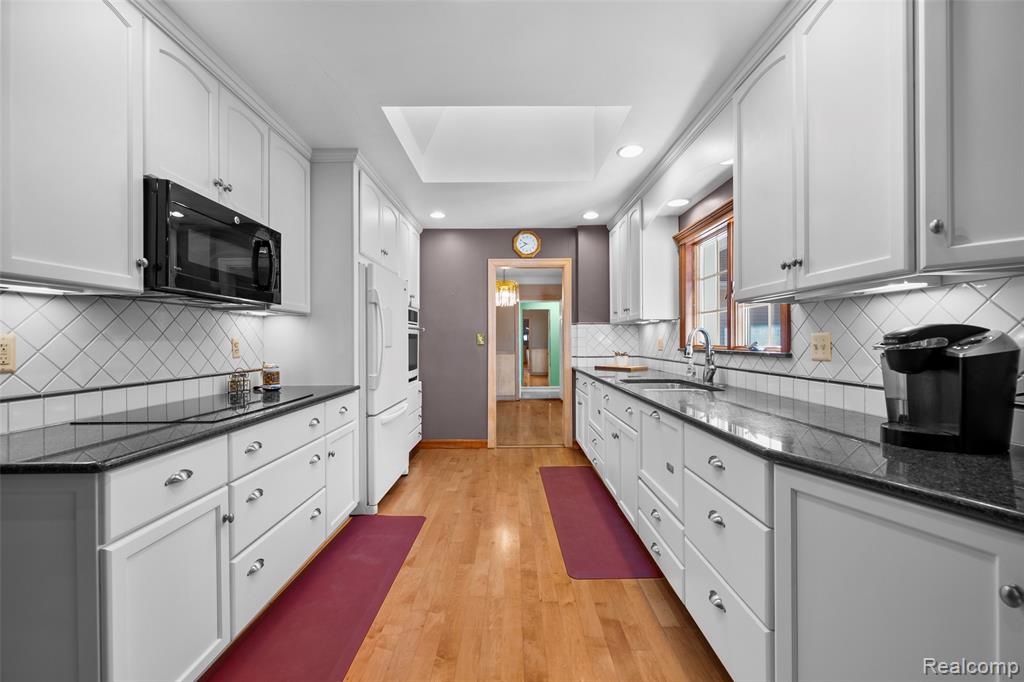 436 Girard Avenue, Royal Oak, MI 48073 — Photo 10