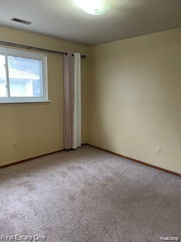 5712 N SILVERY Lane, Dearborn Heights, MI 48127 — Photo 7