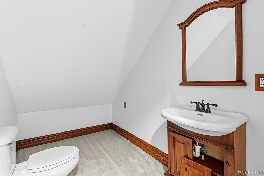 305 N Almont Avenue, Imlay City, MI 48444 — Photo 34