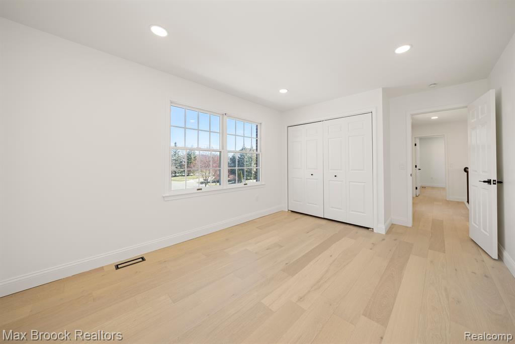 3592 GREAT FALLS Circle, Ann Arbor, MI 48108 — Photo 49