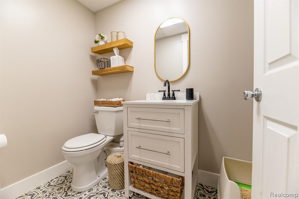 5373 MERTZ Road, Mayville Vlg, MI 48744 — Photo 23