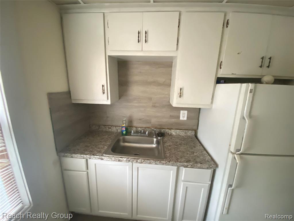 8316 Brace Street, Detroit, MI 48228 — Photo 8