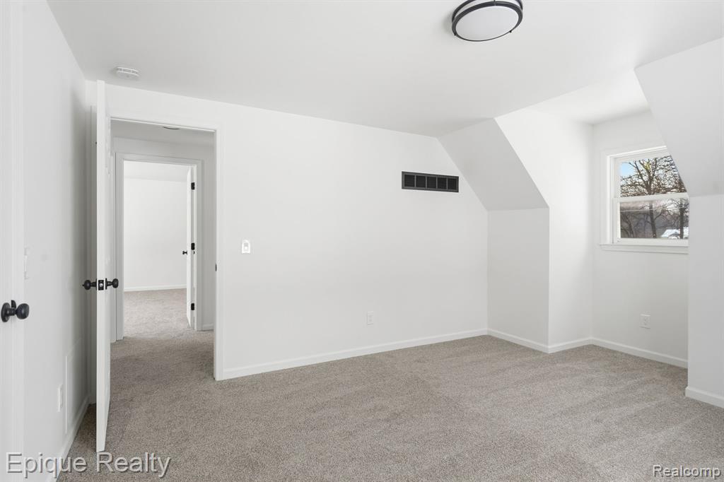 8680 Oak Hill Road, Clarkston, MI 48348 — Photo 46