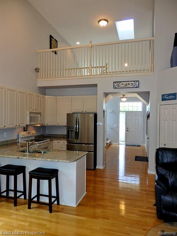 971 Sloane Court, 4, White Lake, MI — Photo 26