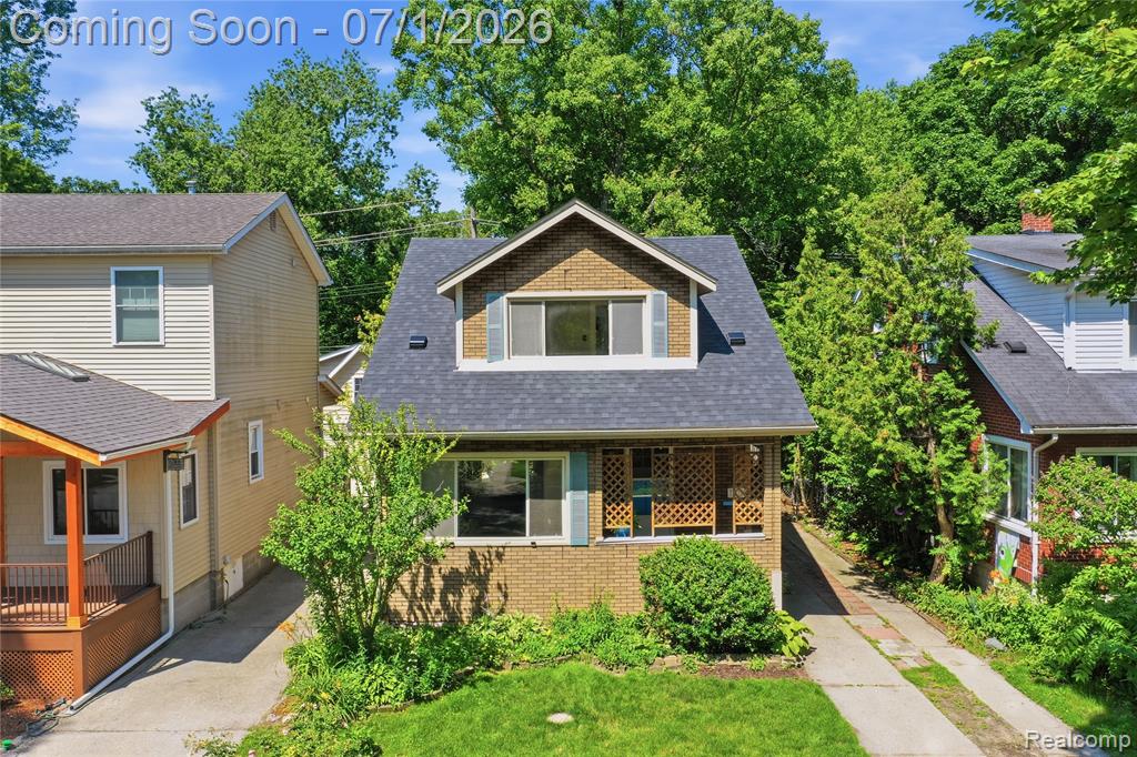 715 Laprairie Street, Ferndale, MI 48220 — Photo 2