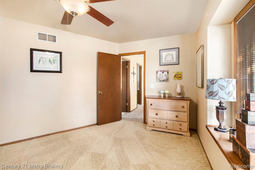5376 OLDE SHAWBORO Road, Grand Blanc, MI 48439 — Photo 22