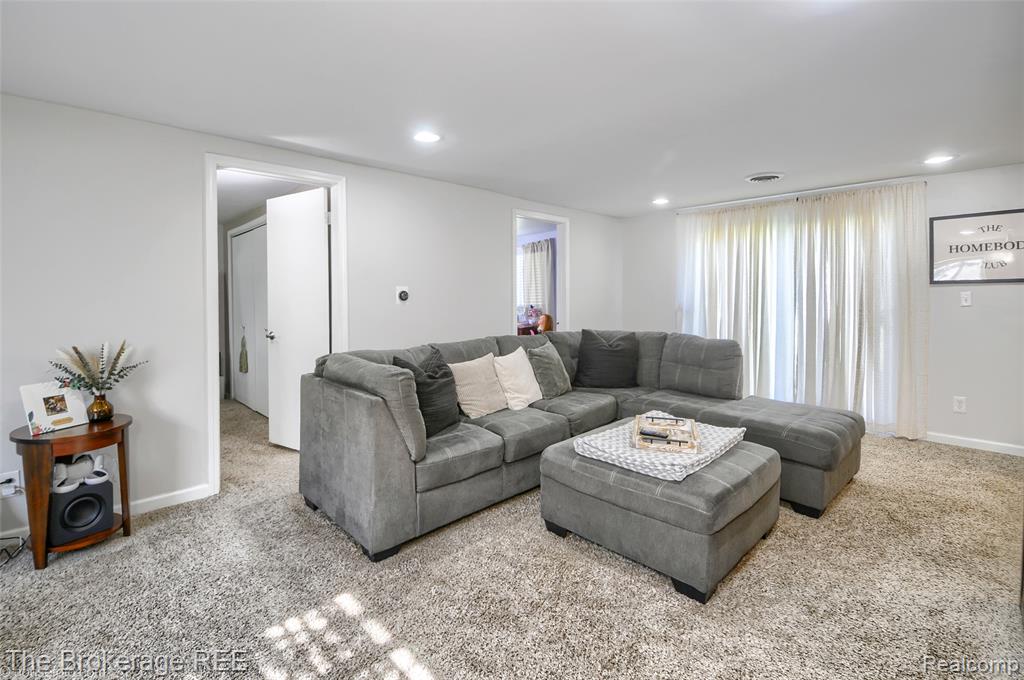 4462 Dye Road, Swartz Creek, MI 48473 — Photo 11