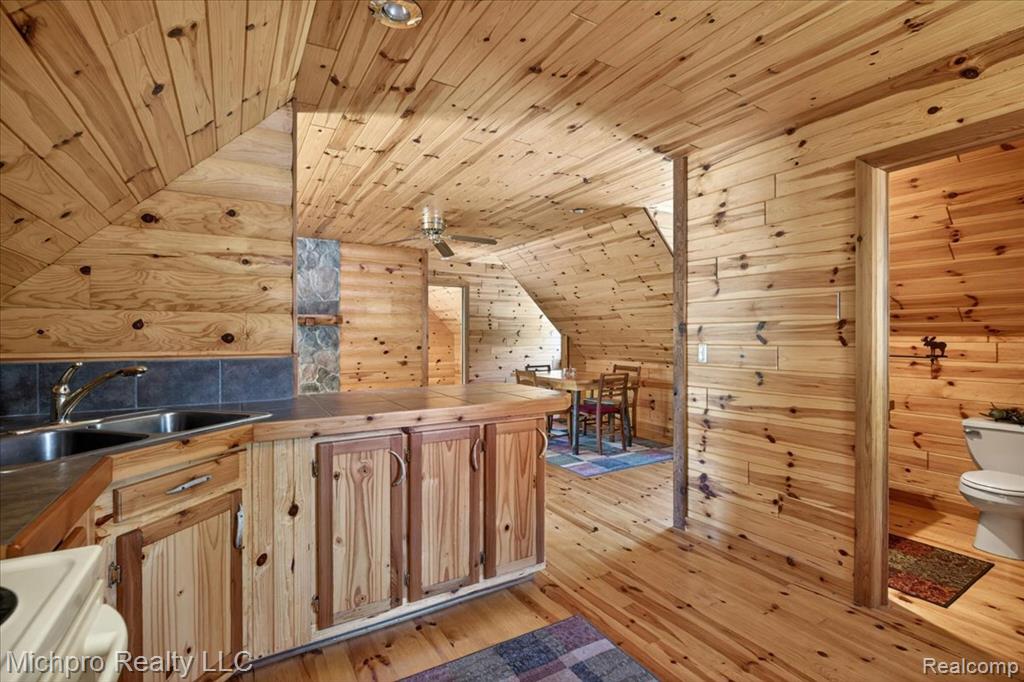 670 Green Creek Lane, Oxford, MI 48371 — Photo 55