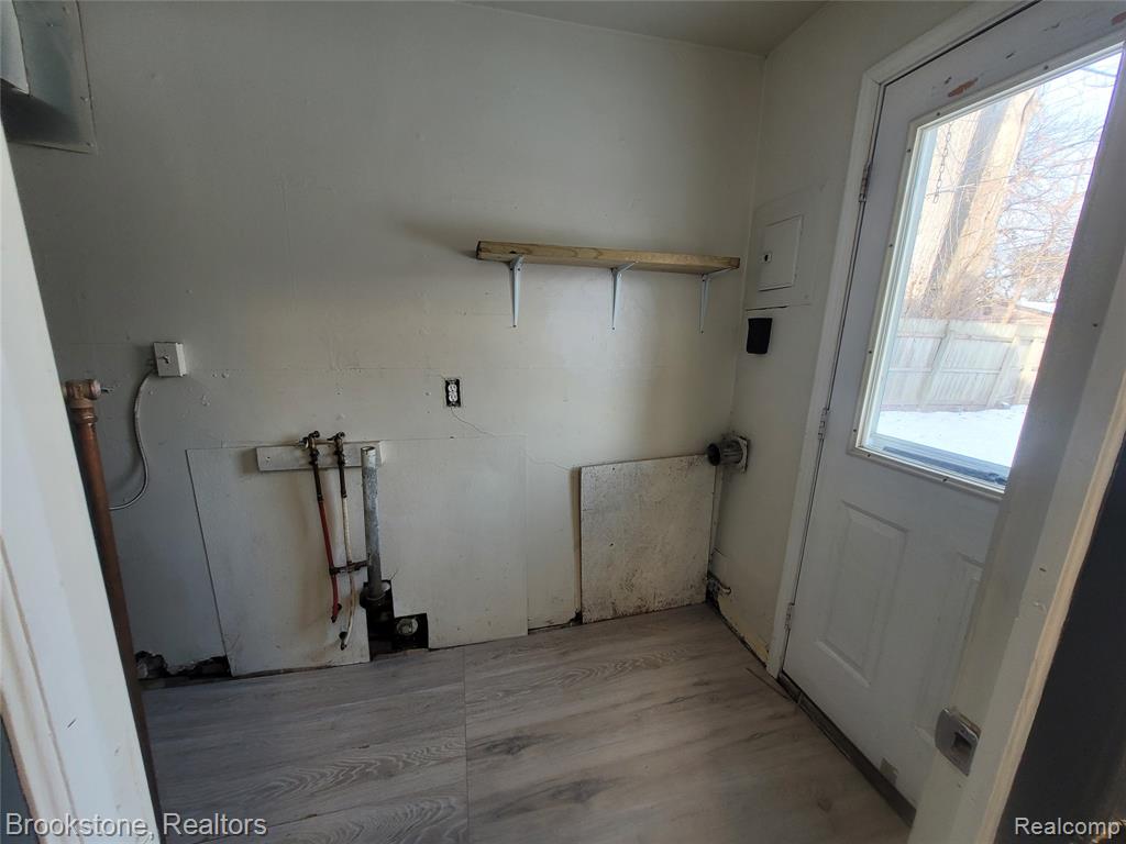 438 W Goulson Avenue, Hazel Park, MI 48030 — Photo 11