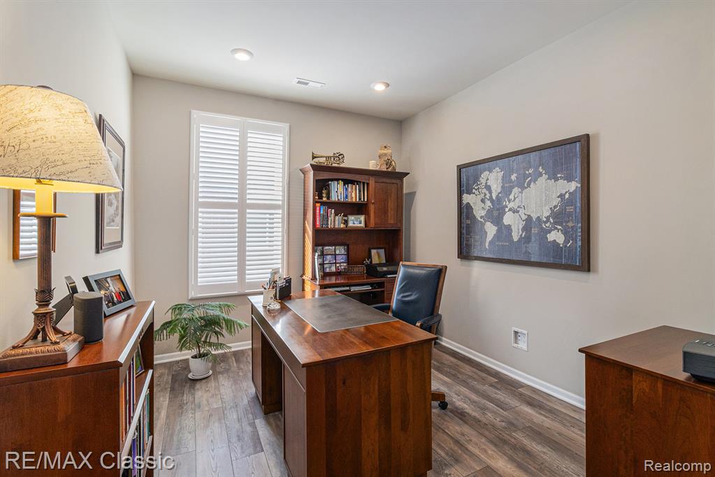 48738 Rockview Road, Novi, MI — Photo 13