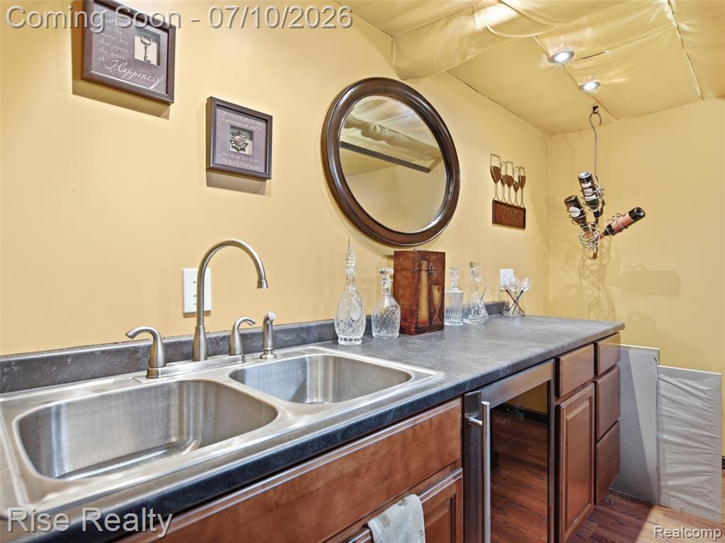 8324 Sherwood Drive, Grand Blanc, MI 48439 — Photo 31