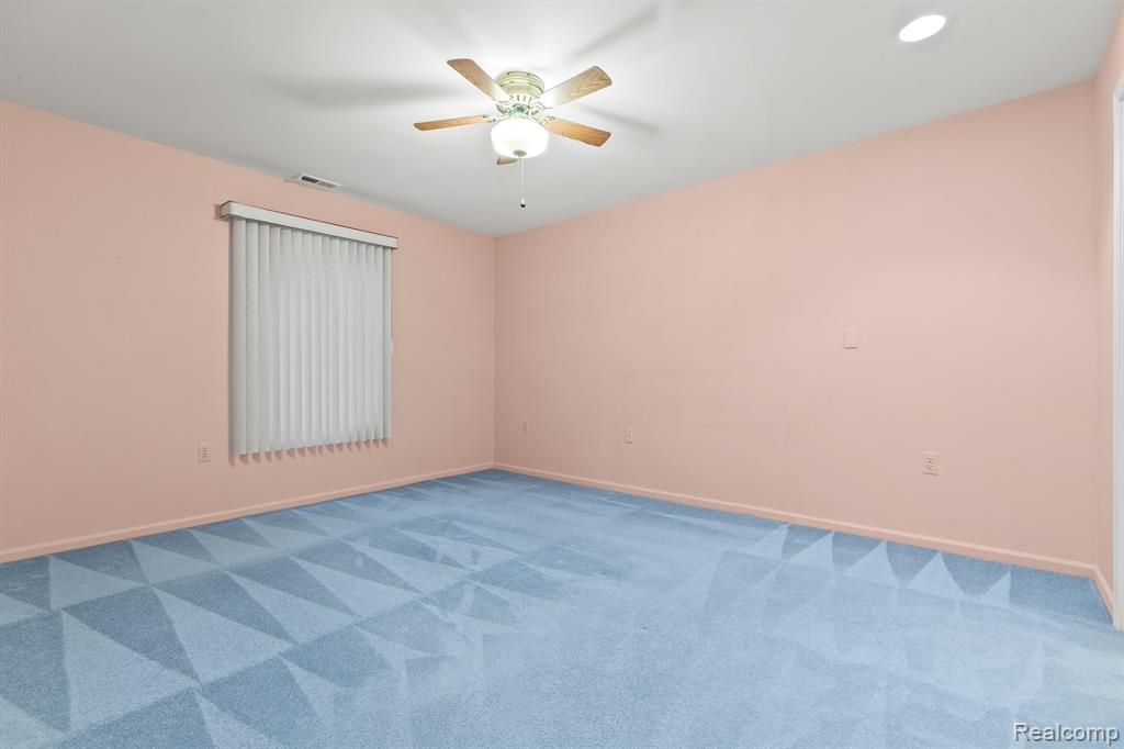 21334 MULBERRY Court, 50, Farmington Hills, MI 48336 — Photo 14