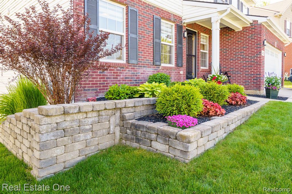 442 Ridgewood Drive S, Ortonville, MI 48462 — Photo 34