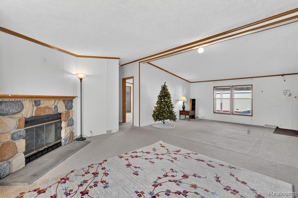 3612 Hawthorne St, Clarkston, MI 48348 — Photo 6