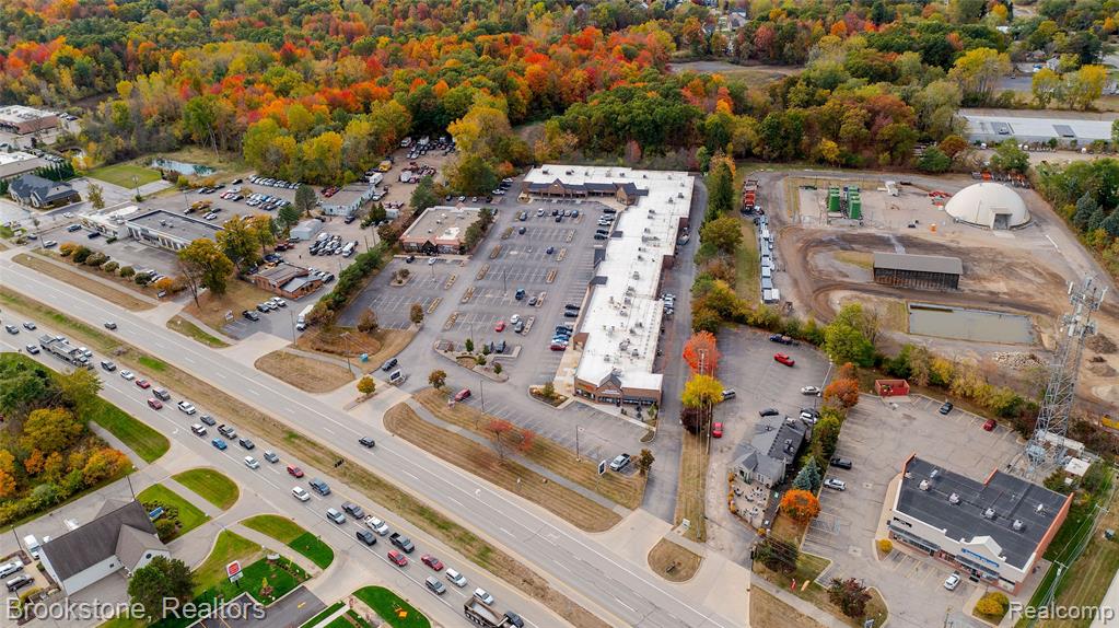 1188 South Lapeer Road, Lake Orion, MI 48362
