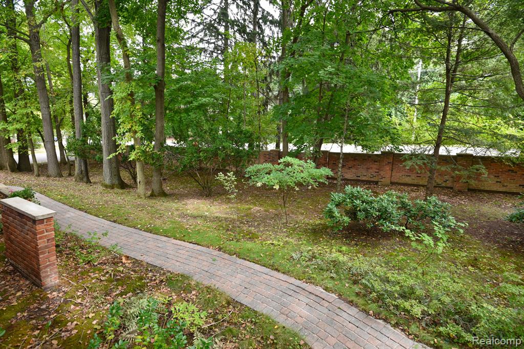 798 EMERSON WAY Court, Bloomfield Hills, MI 48304 — Photo 39