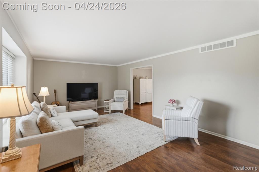 8750 Williamsport Drive, White Lake, MI — Photo 6