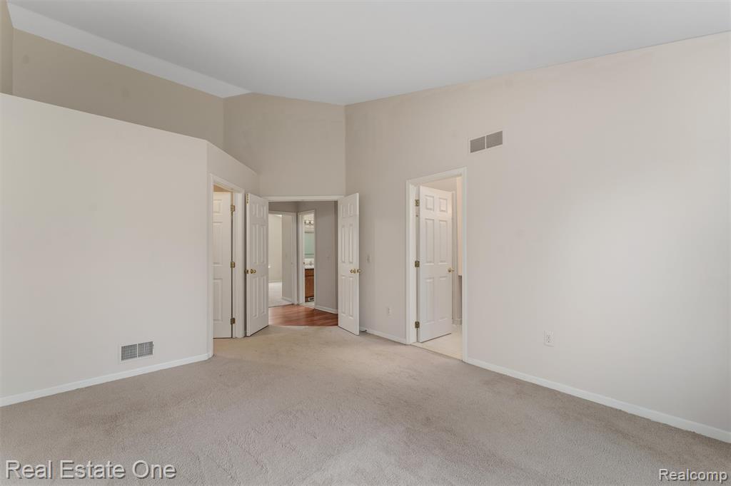 4721 Carrington Drive, Rochester, MI 48306 — Photo 23