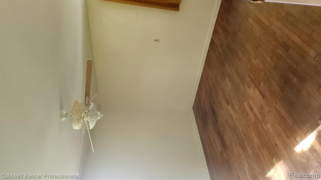 5847 N Lapeer Road, North Branch, MI 48461 — Photo 13